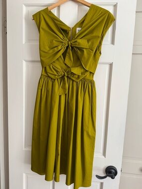 TOVE chartruese Knot-Front Midi Dress